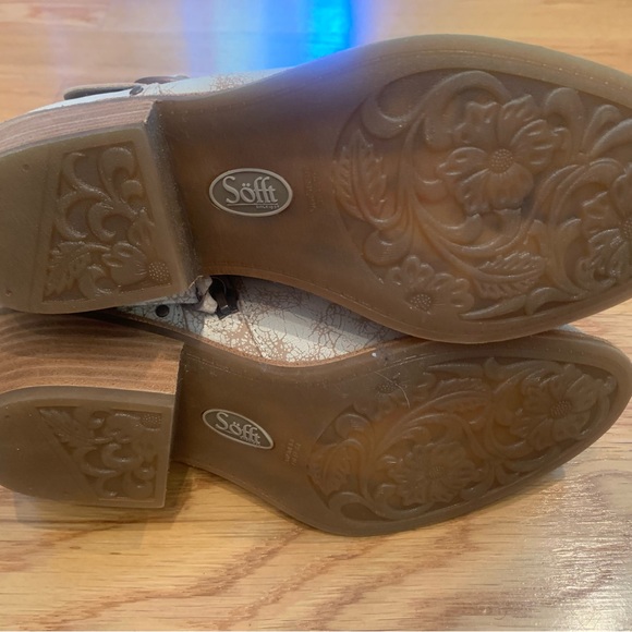 New Sofft Ivory Western-chic booties size 8 - Picture 12 of 16